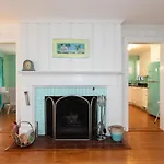 The Seashore Getaway House