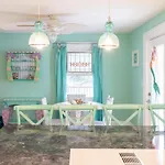 The Seashore Getaway House