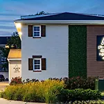 Ocean Lofts In The Vibe #1 - 5 Min Walk To Beach