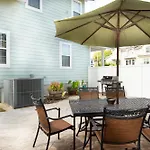 The Virginia Beach Vibe House