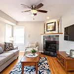 The Virginia Beach Vibe House