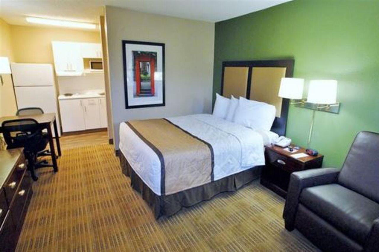 Extended America - - Independence Blvd Hotel Virginia Beach