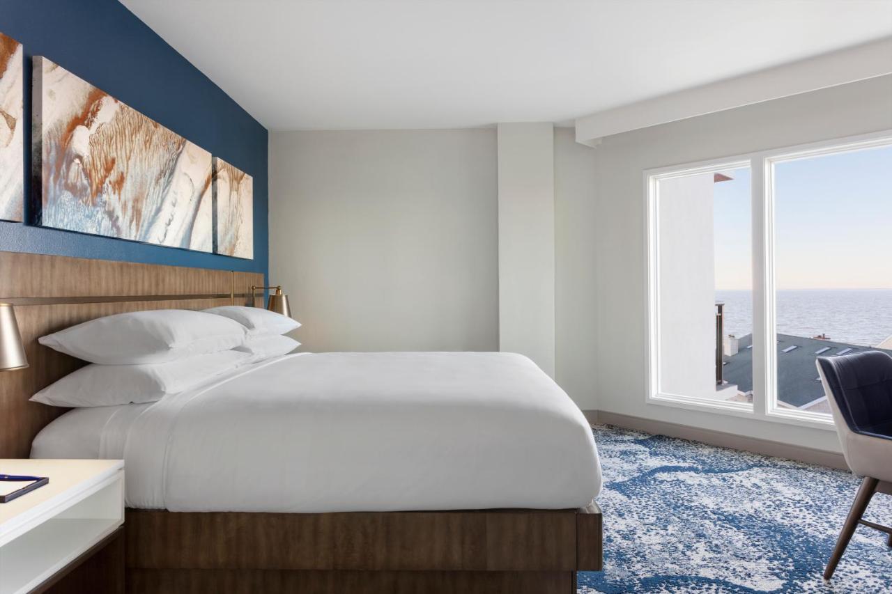 Delta By Marriott Virginia Waterfront Resort Virginia Beach