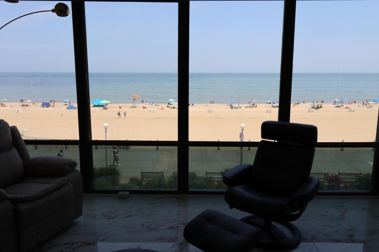 Oceanfront Beach, Sky, & Dolphins * Virginia Beach