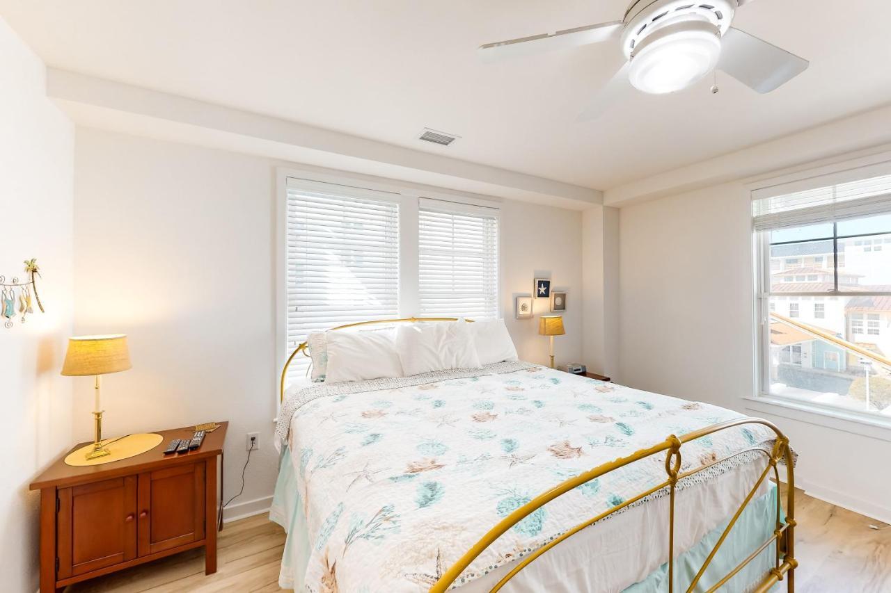 Apartment The Sanctuary - A Wave From It 201b *