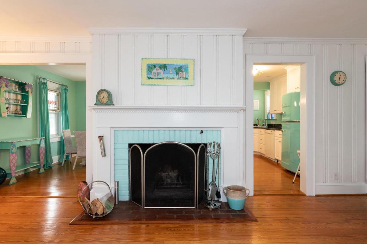 The Seashore Getaway House * Virginia Beach
