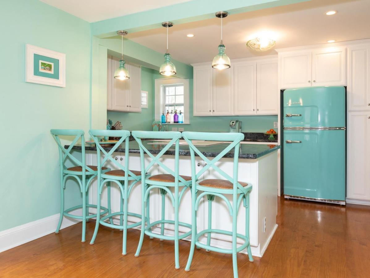 The Seashore Getaway House * Virginia Beach