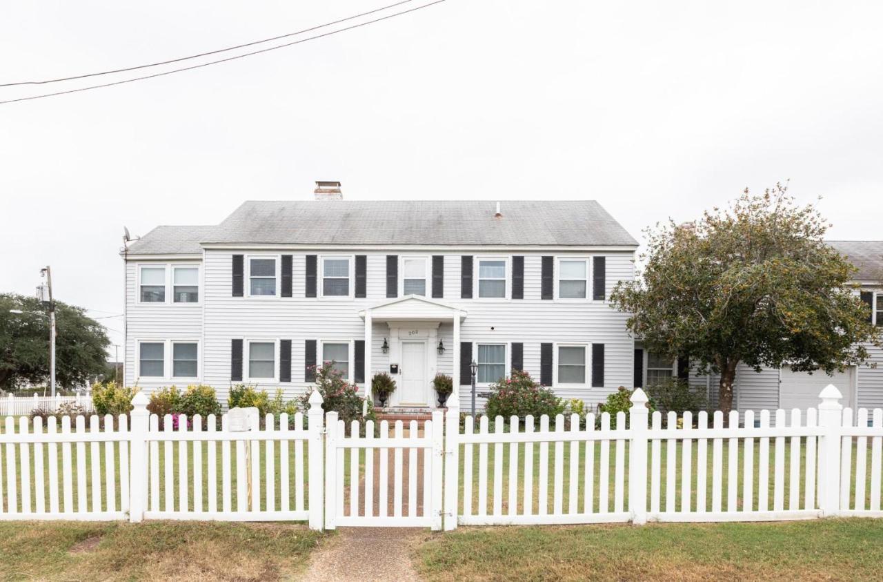 The Seashore Getaway House Holiday home Virginia Beach