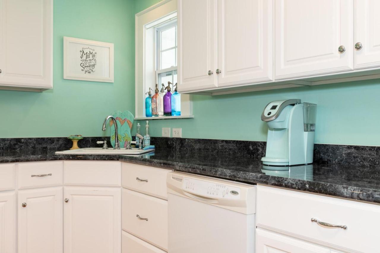 The Seashore Getaway House Virginia Beach