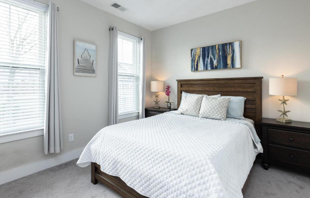 525 The Back Bay House *