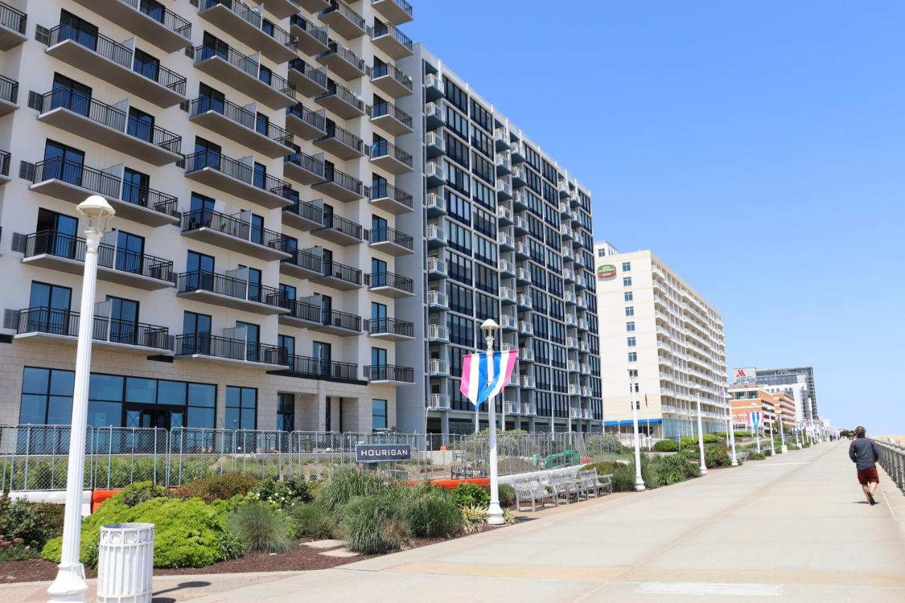 Oceanfront Beach, Sky, & Dolphins Virginia Beach