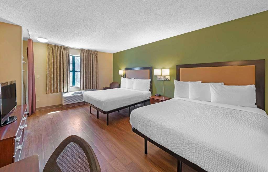 Hotel Extended America - - Independence Blvd