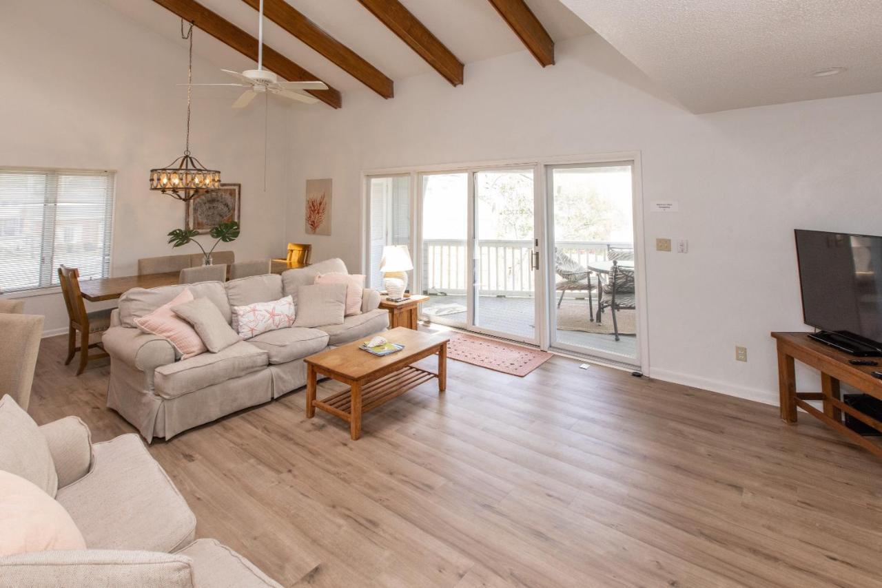 Holiday home Coral House - North End Vb