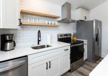Ocean Lofts In The Vibe #7 - 5 Min Walk To *