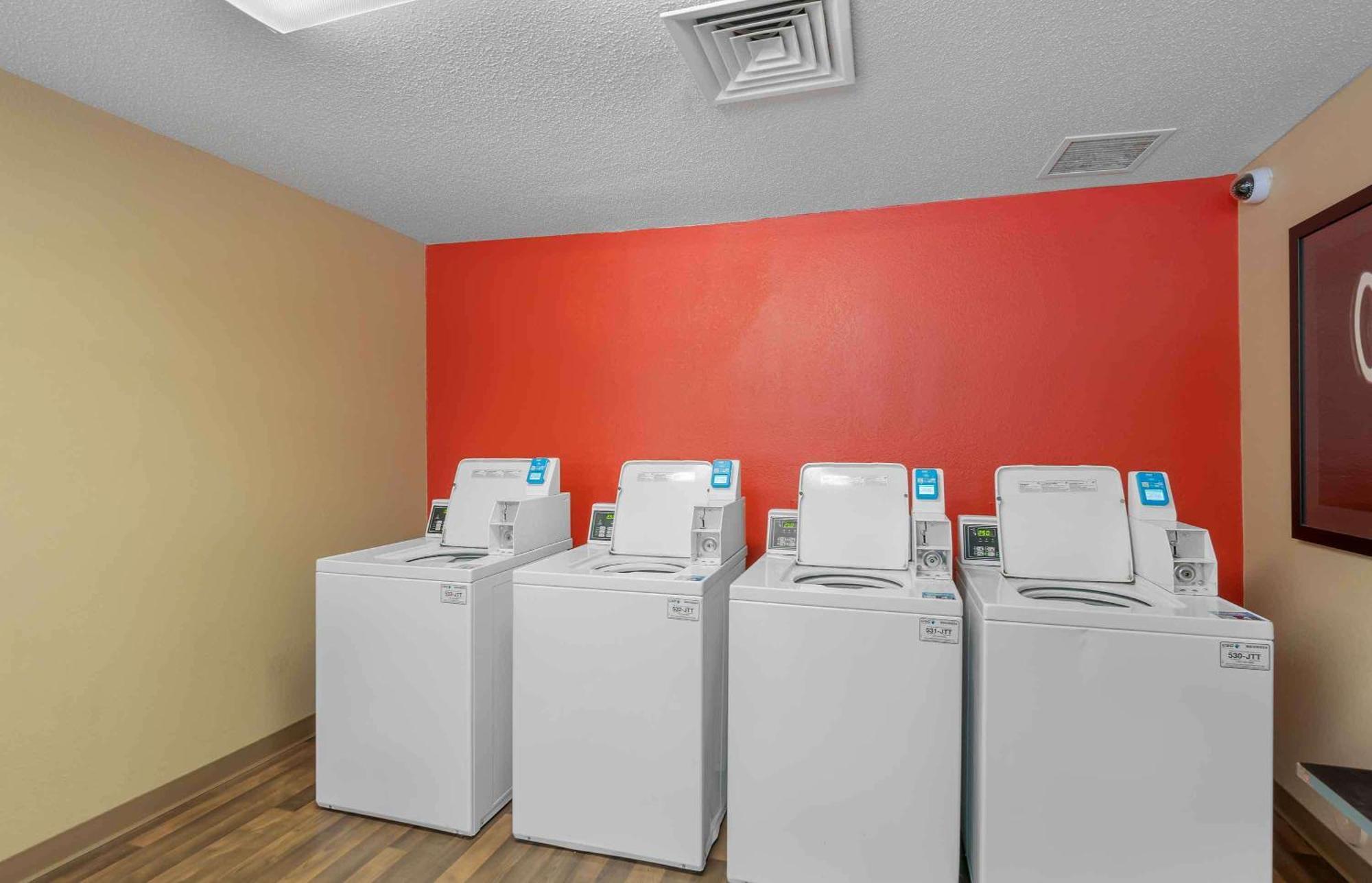 Extended America - - Independence Blvd Hotel Virginia Beach