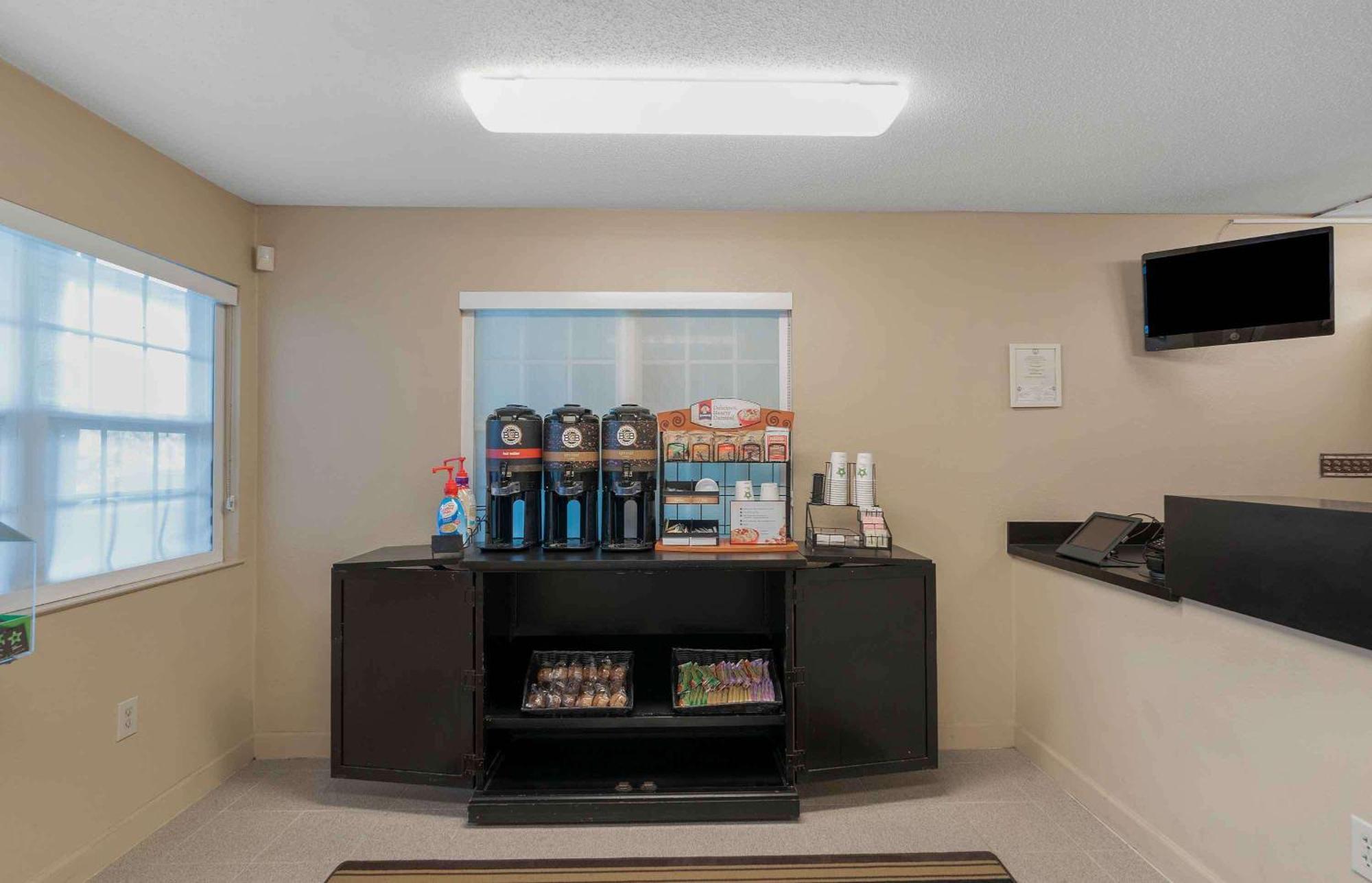 Extended America - - Independence Blvd Hotel Virginia Beach