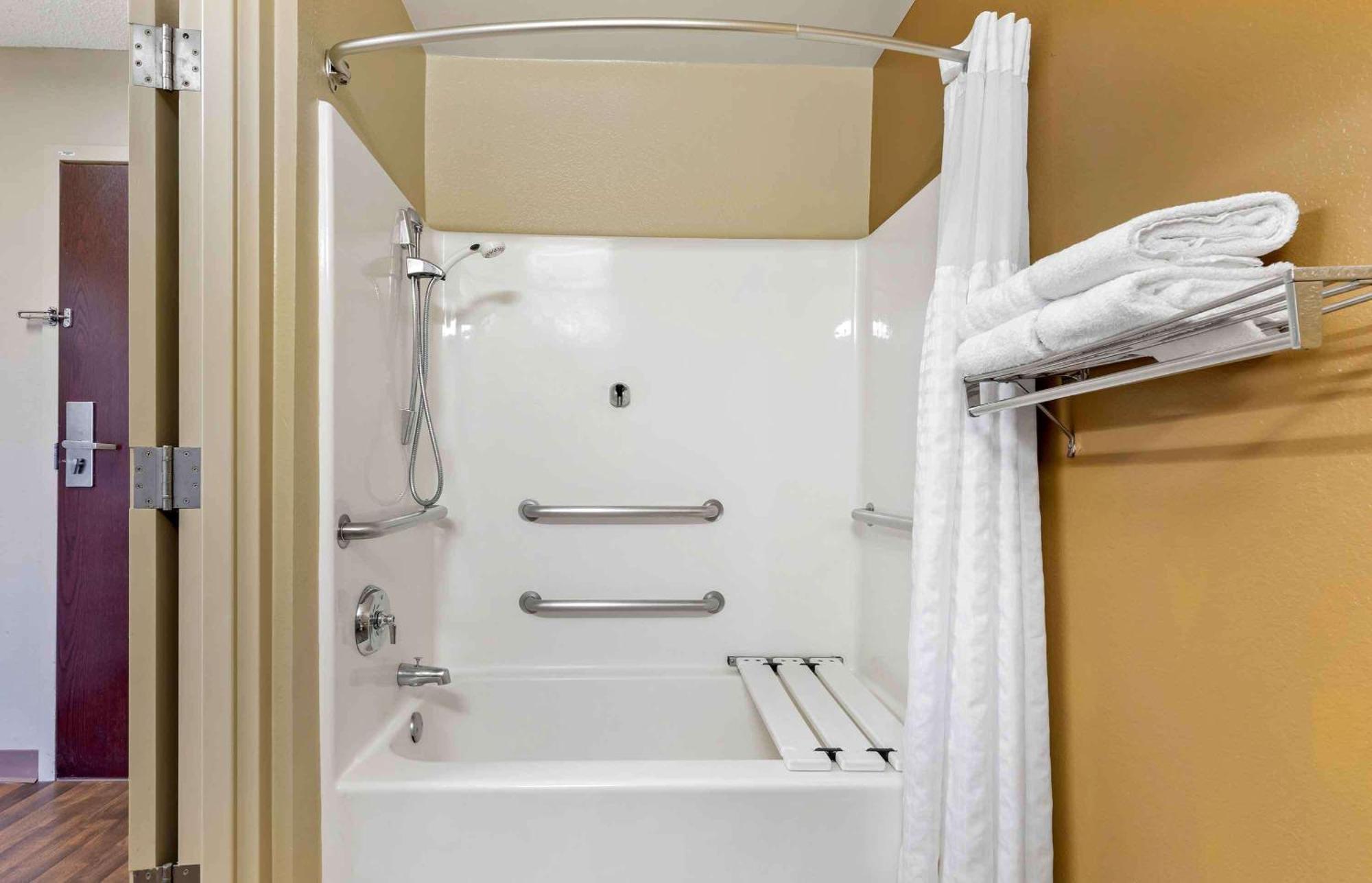 Extended America - - Independence Blvd Hotel