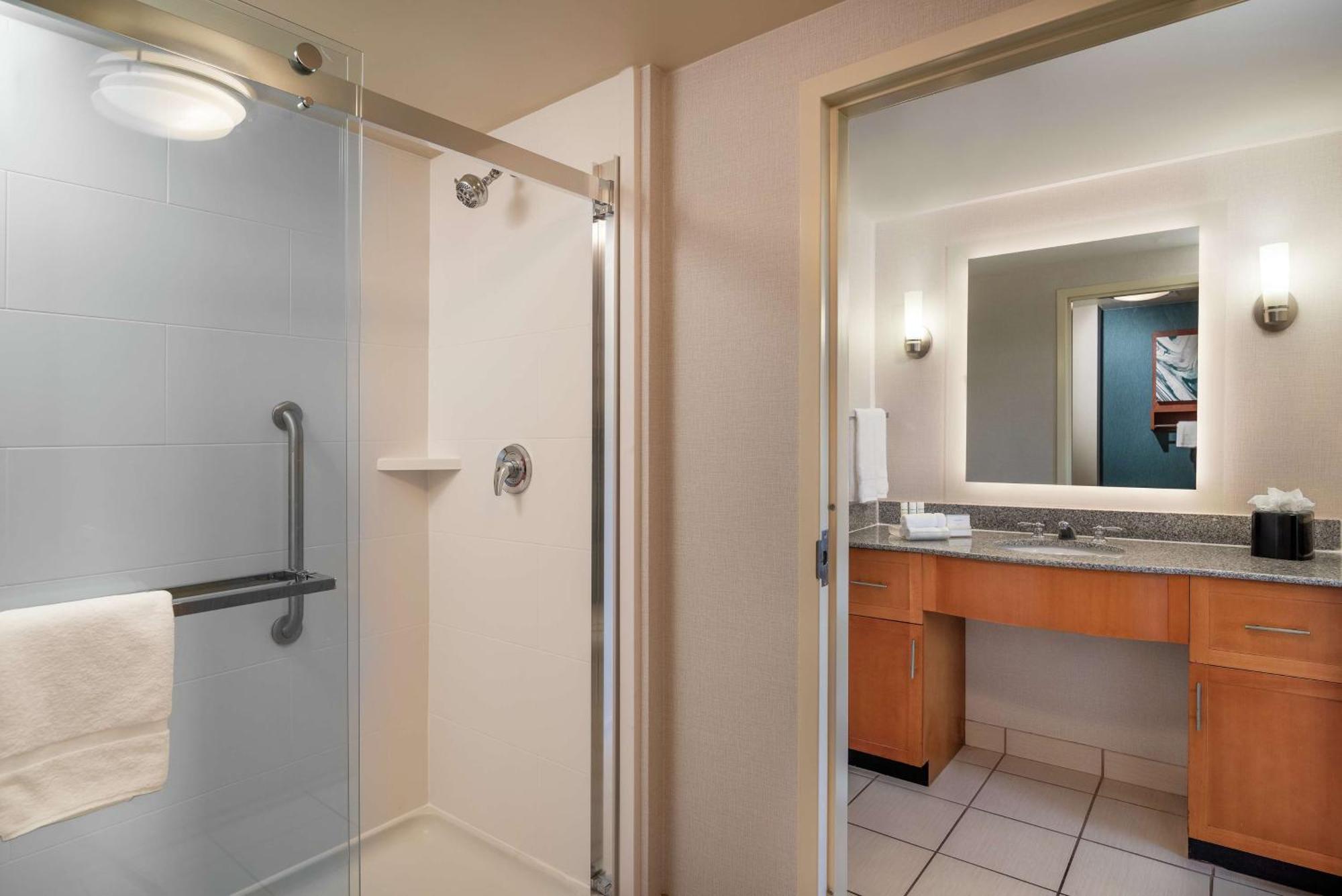 Homewood By Hilton Virginia Hotel