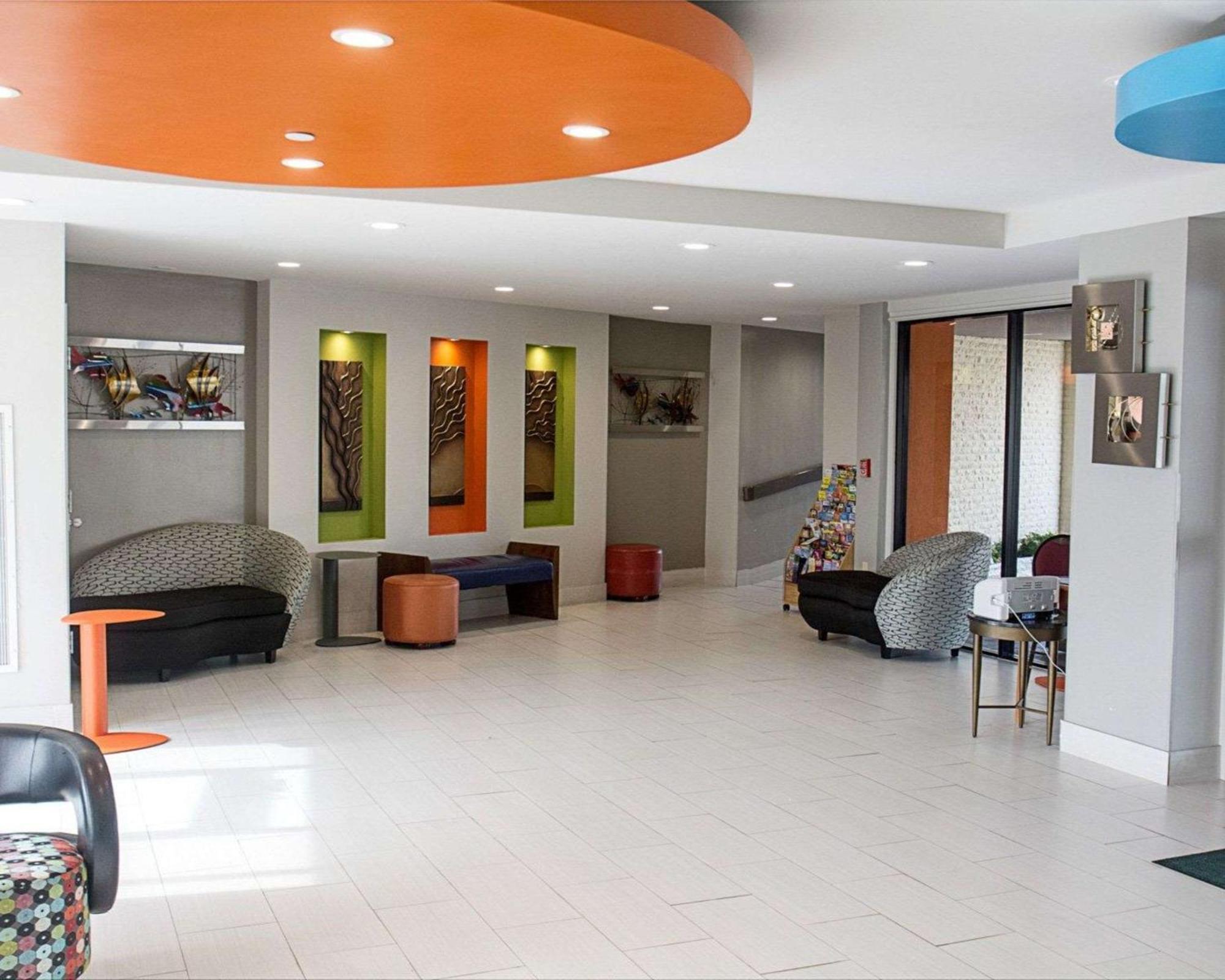 Spark By Hilton Virginia Oceanfront 3*