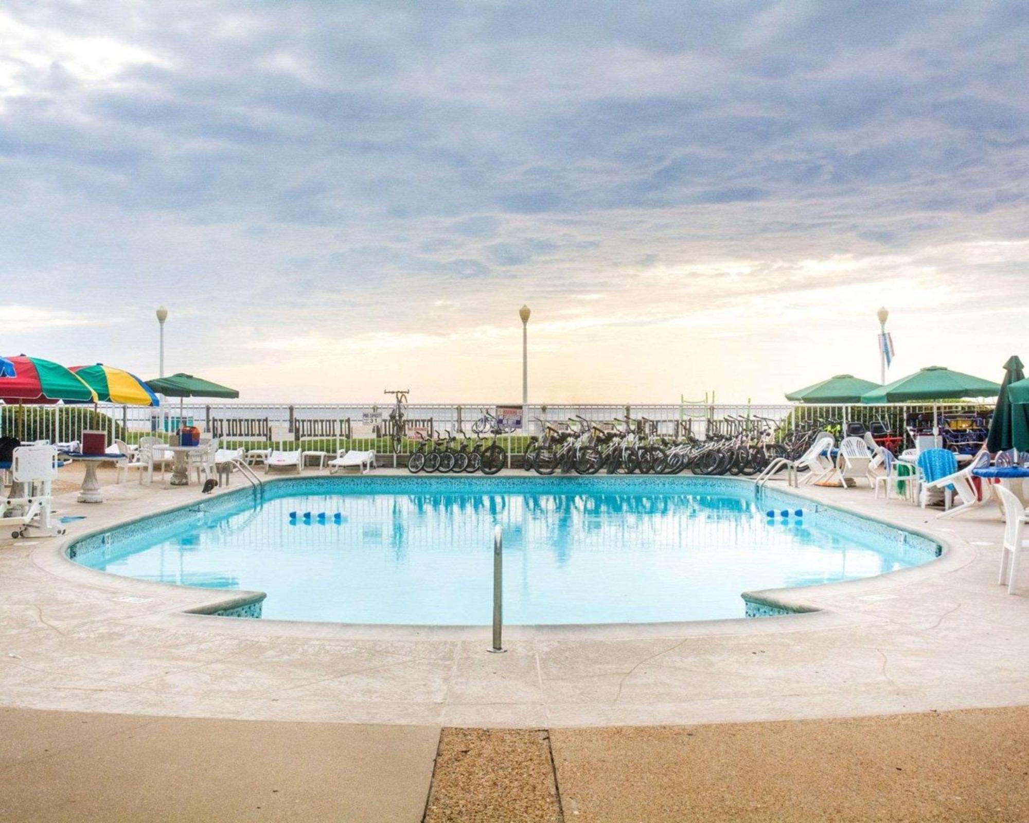 Spark By Hilton Virginia Oceanfront Hotel 3*