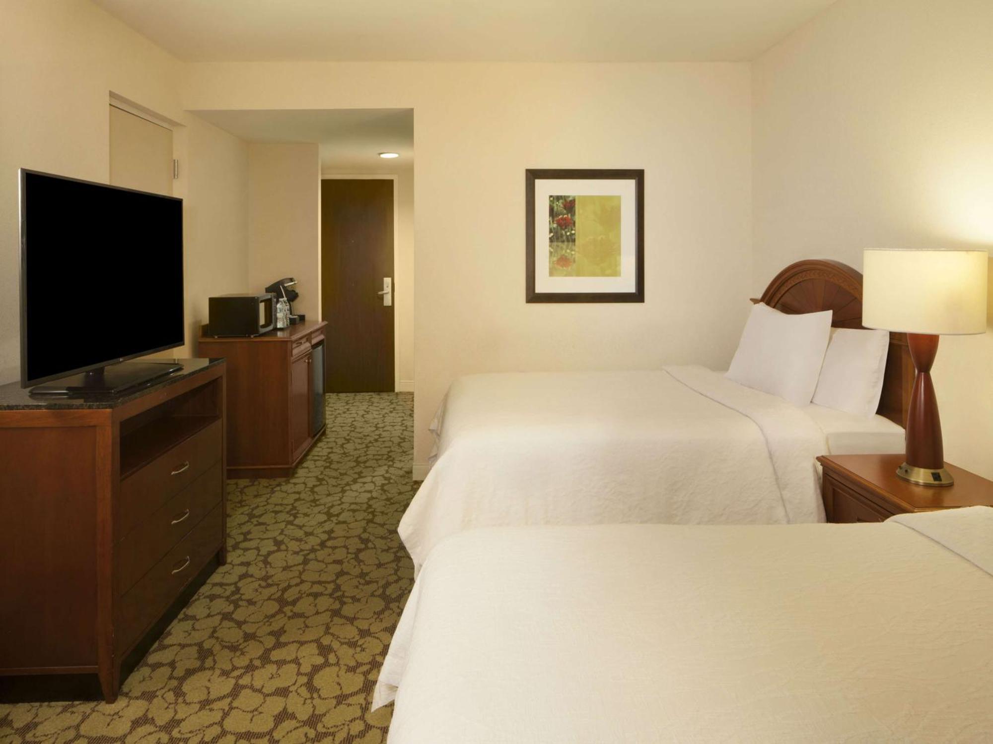 Hotel Hilton Garden Virginia Town Center 3*