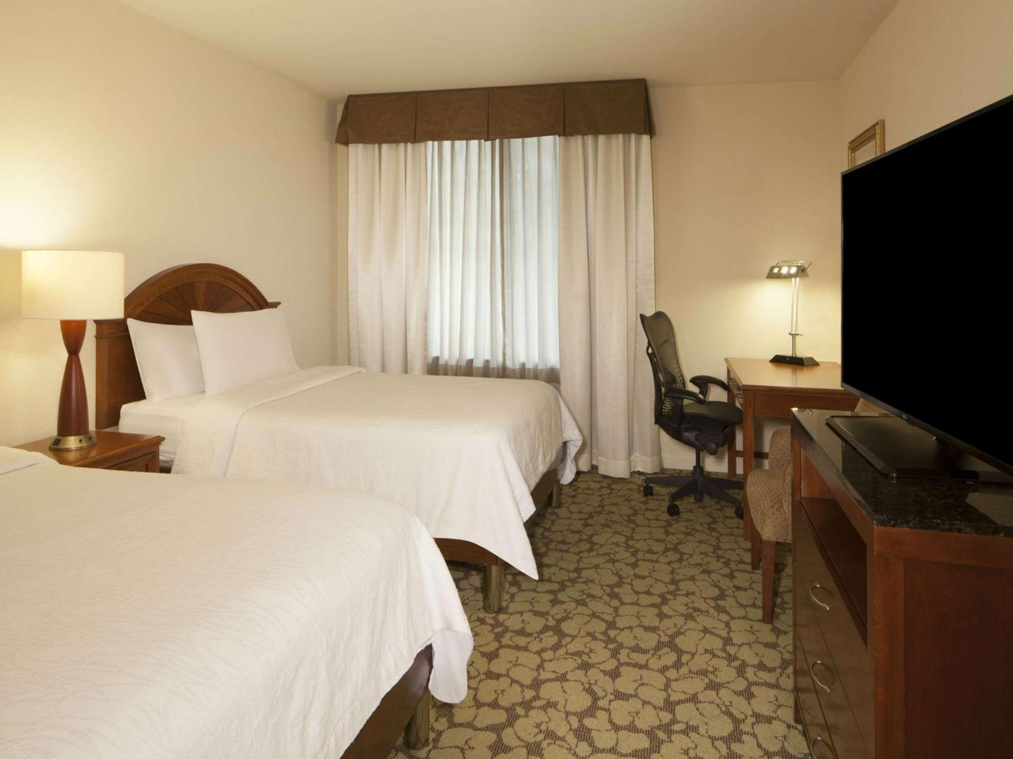 Hilton Garden Virginia Town Center Hotel Virginia Beach