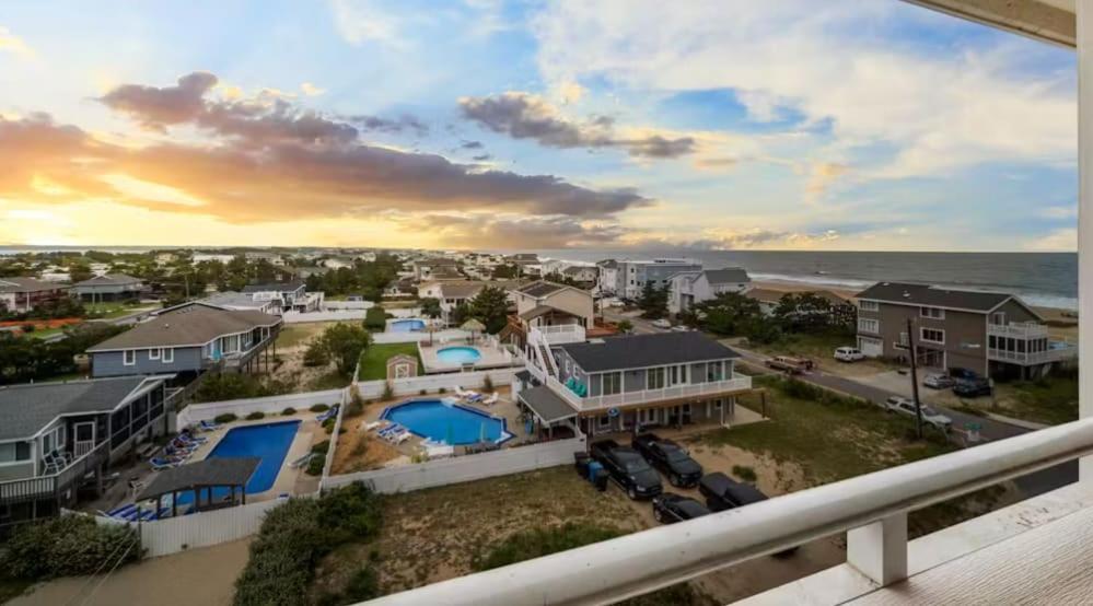 Sojourns Views & Pool Family Sleeps 9 Apartment Virginia Beach