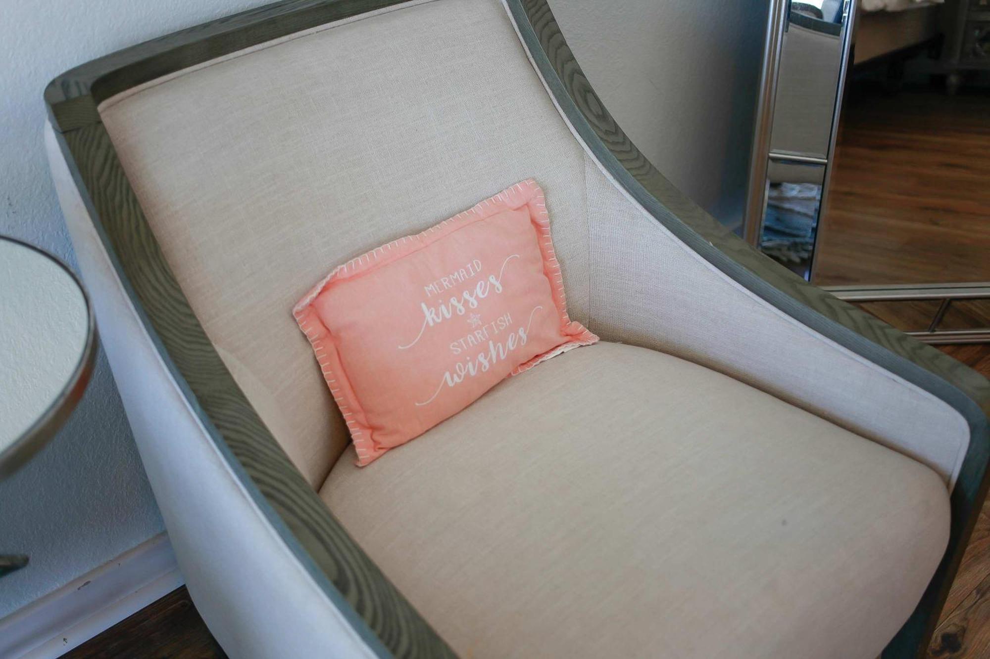Sojourns Views & Pool Family Sleeps 9 * Virginia Beach