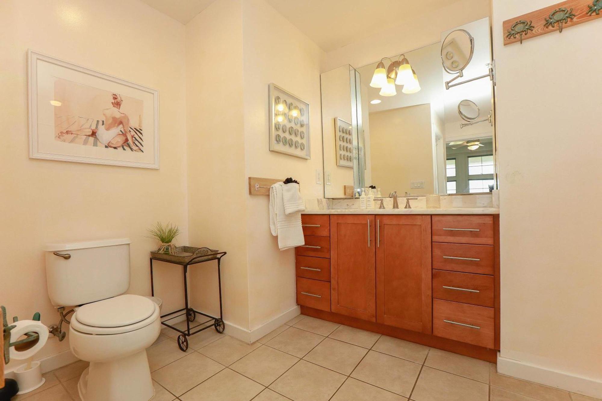 Apartment Sojourns Views & Pool Family Sleeps 9 *