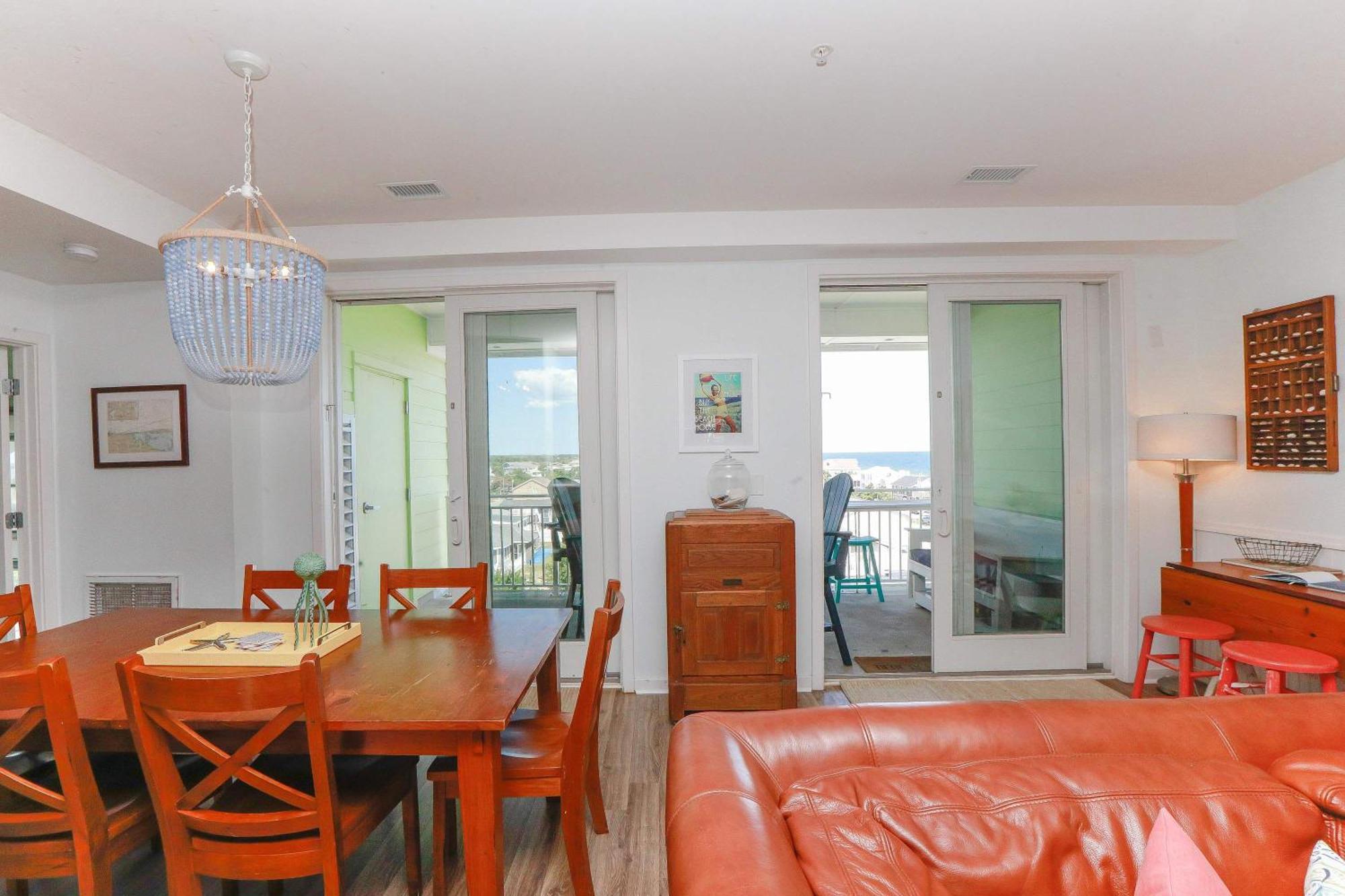 Apartment Sojourns Views & Pool Family Sleeps 9 Virginia Beach