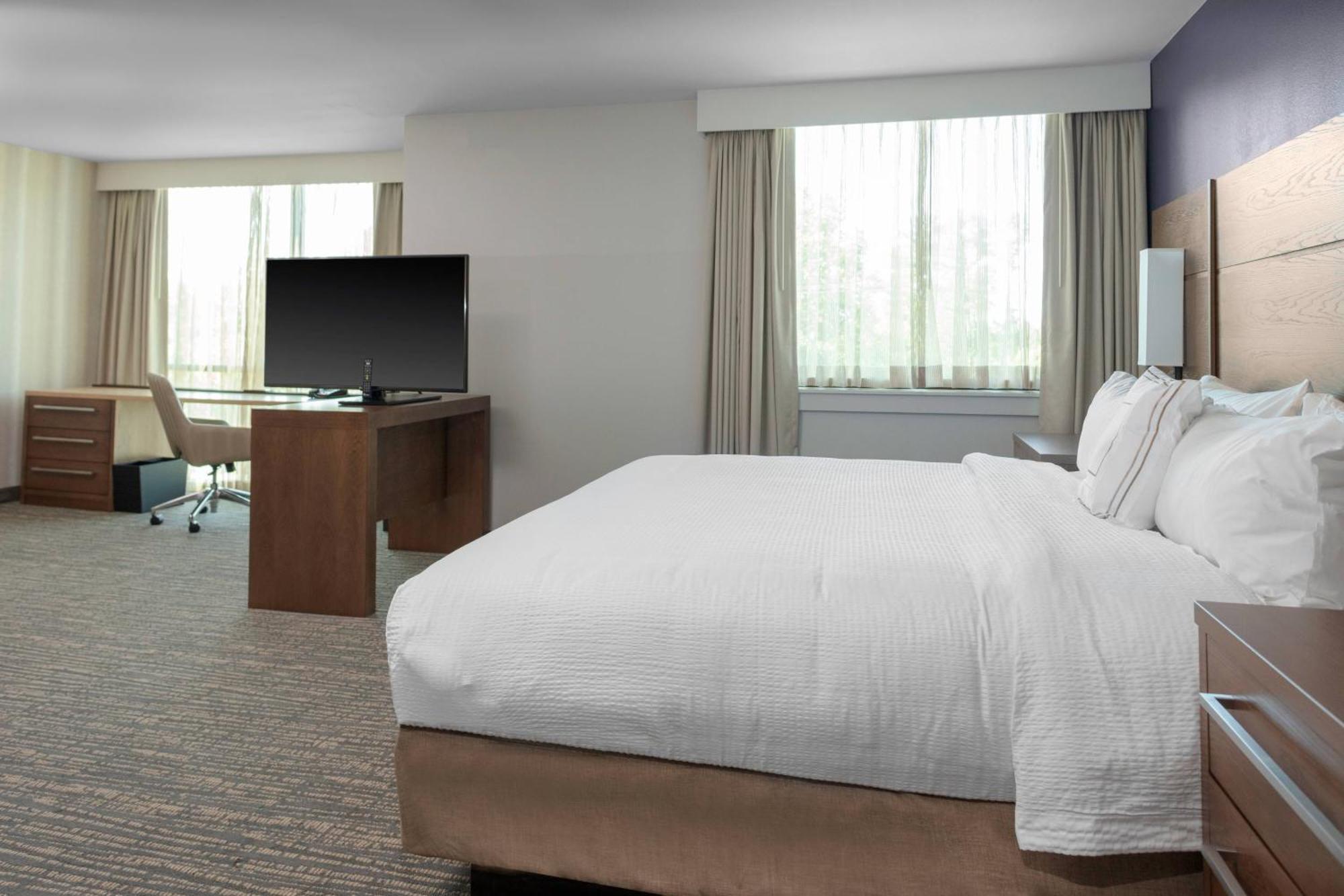 By Marriott Virginia Town Center