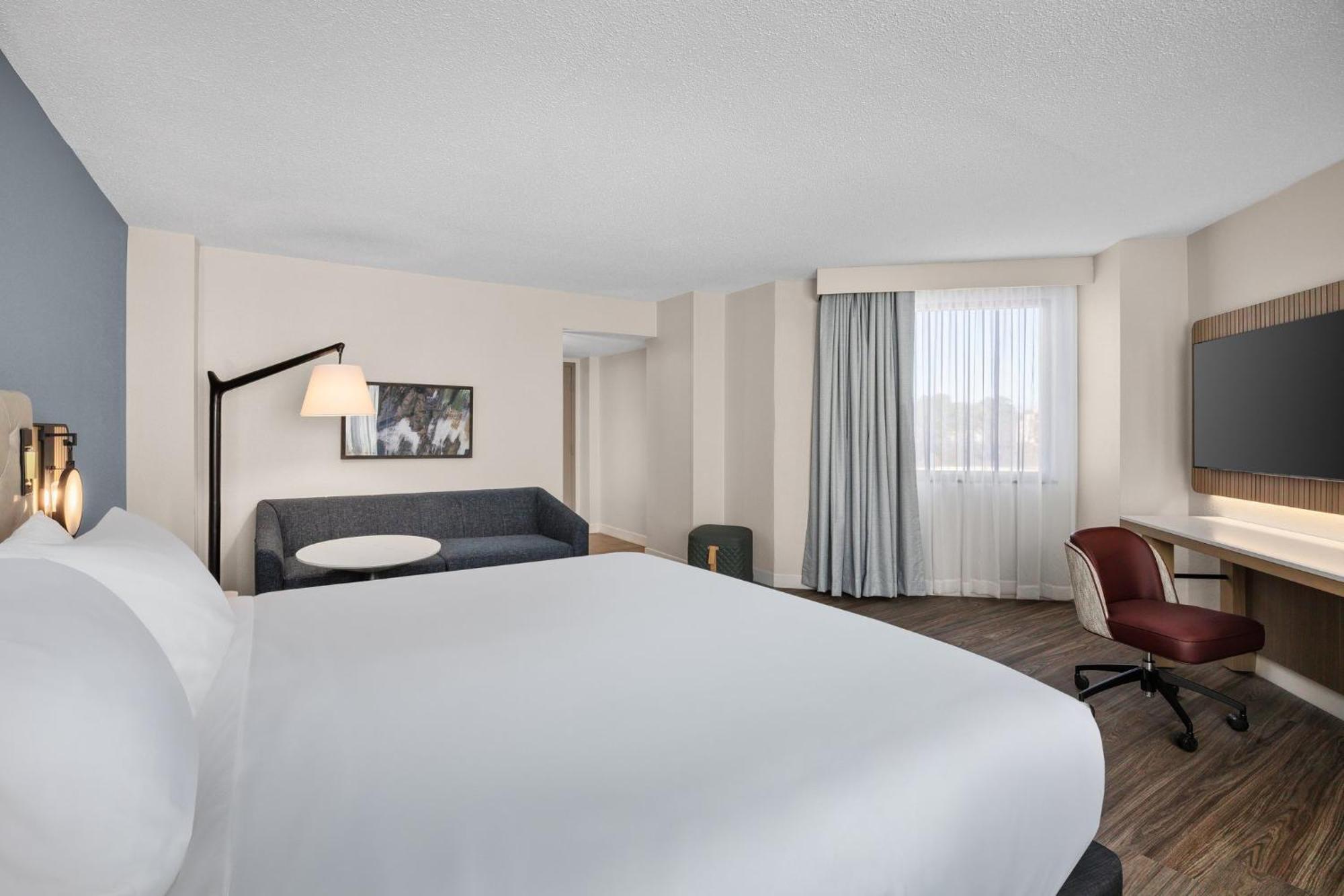 Hotel Crowne Plaza Virginia Beach-norfolk By Ihg Virginia Beach