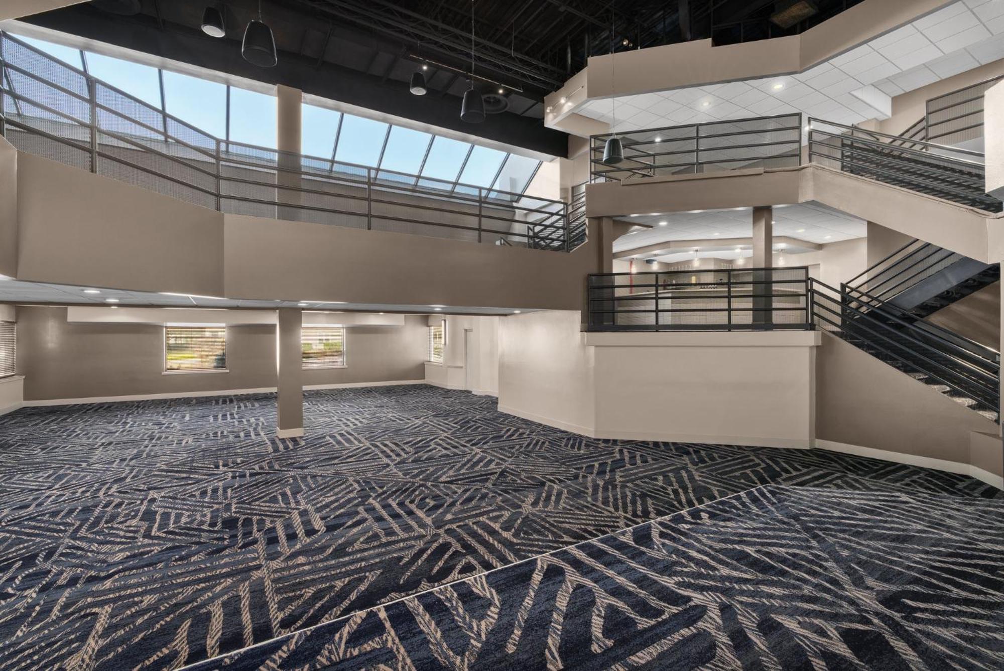 Crowne Plaza Virginia Beach-norfolk By Ihg 4*