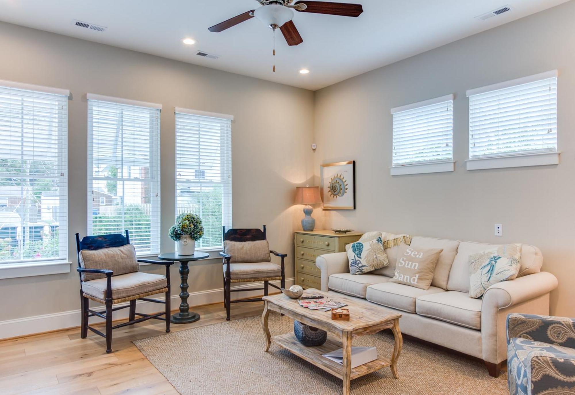 412a The Inlet House Spacious 4 Bedroom Townhouse Walking Distance To The Virginia Beach