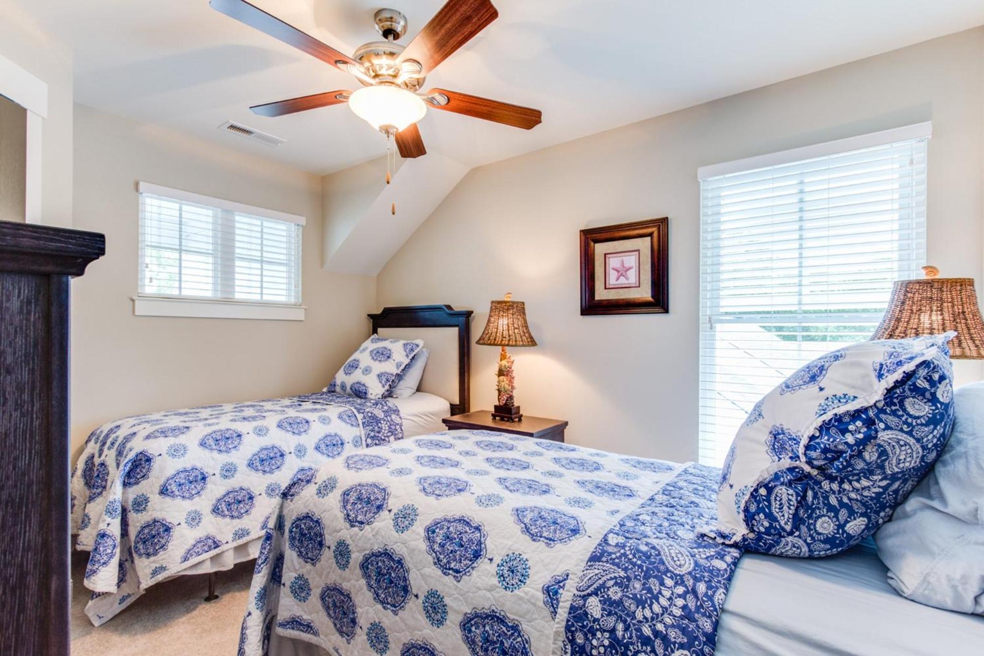 412a The Inlet House Spacious 4 Bedroom Townhouse Walking Distance To The Holiday home Virginia Beach