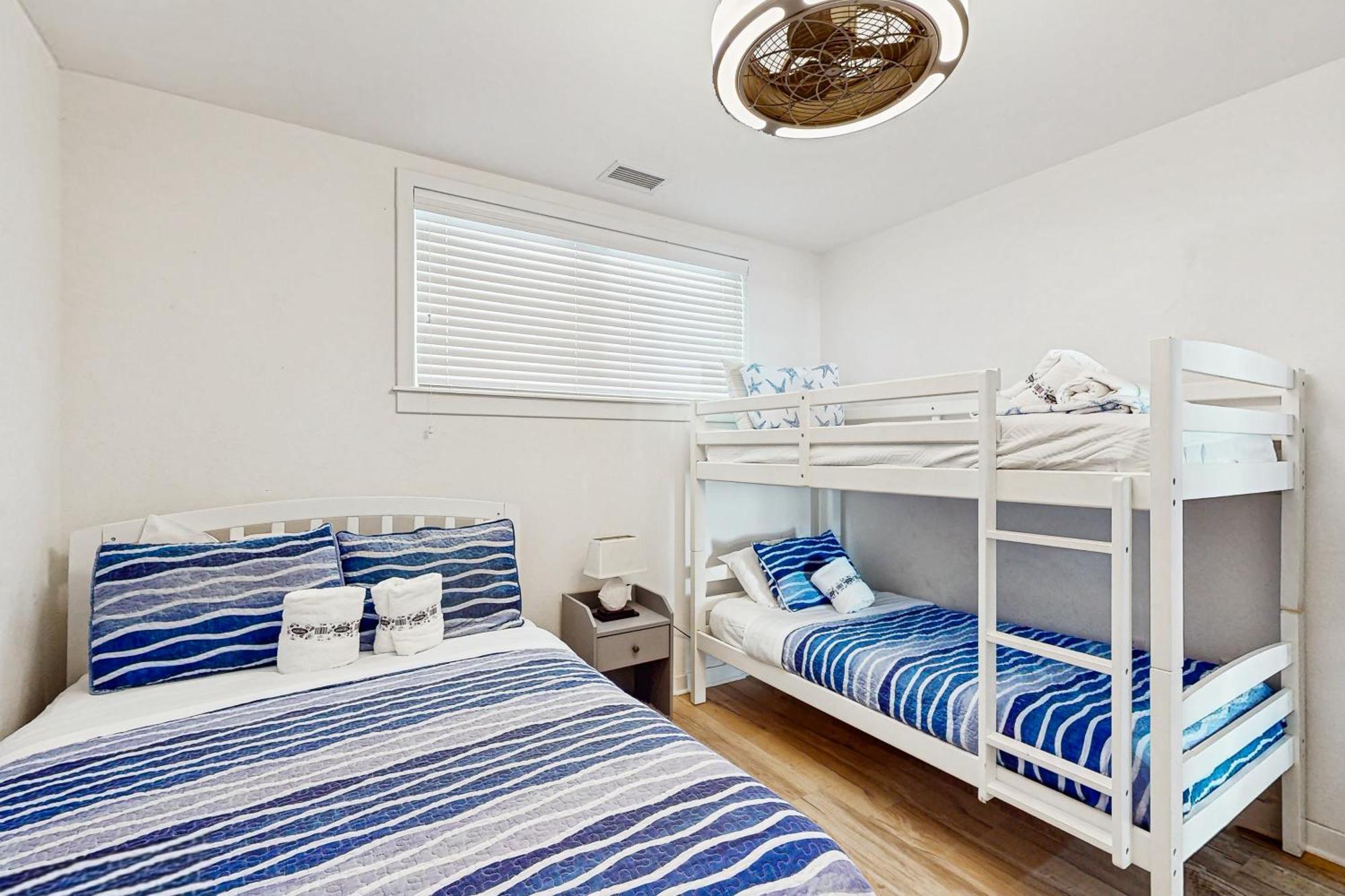 The Sanctuary - A Wave From It 201b Apartment Virginia Beach