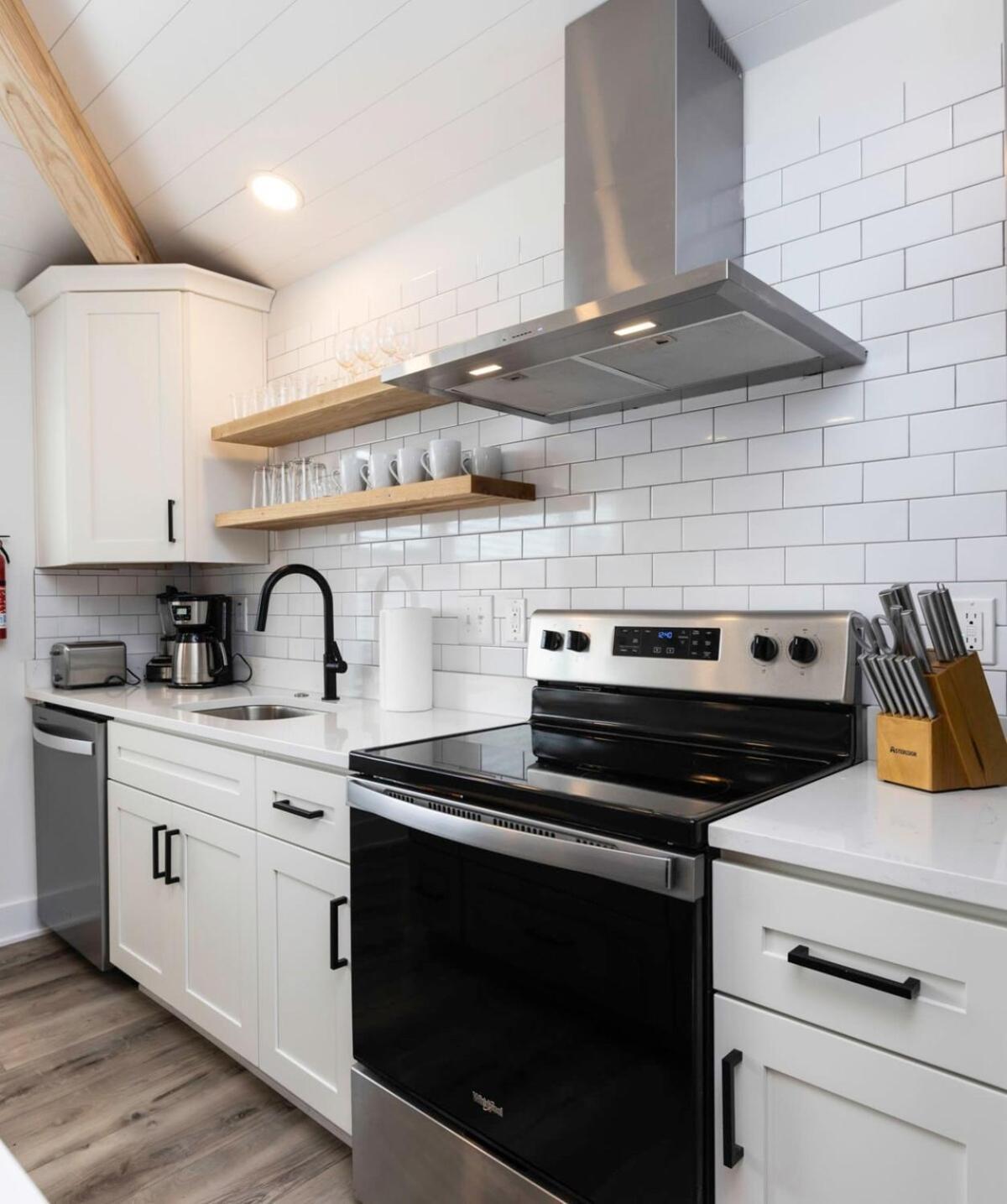 Ocean Lofts In The Vibe #7 - 5 Min Walk To