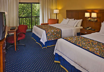 Courtyard Norfolk Hotel 3*