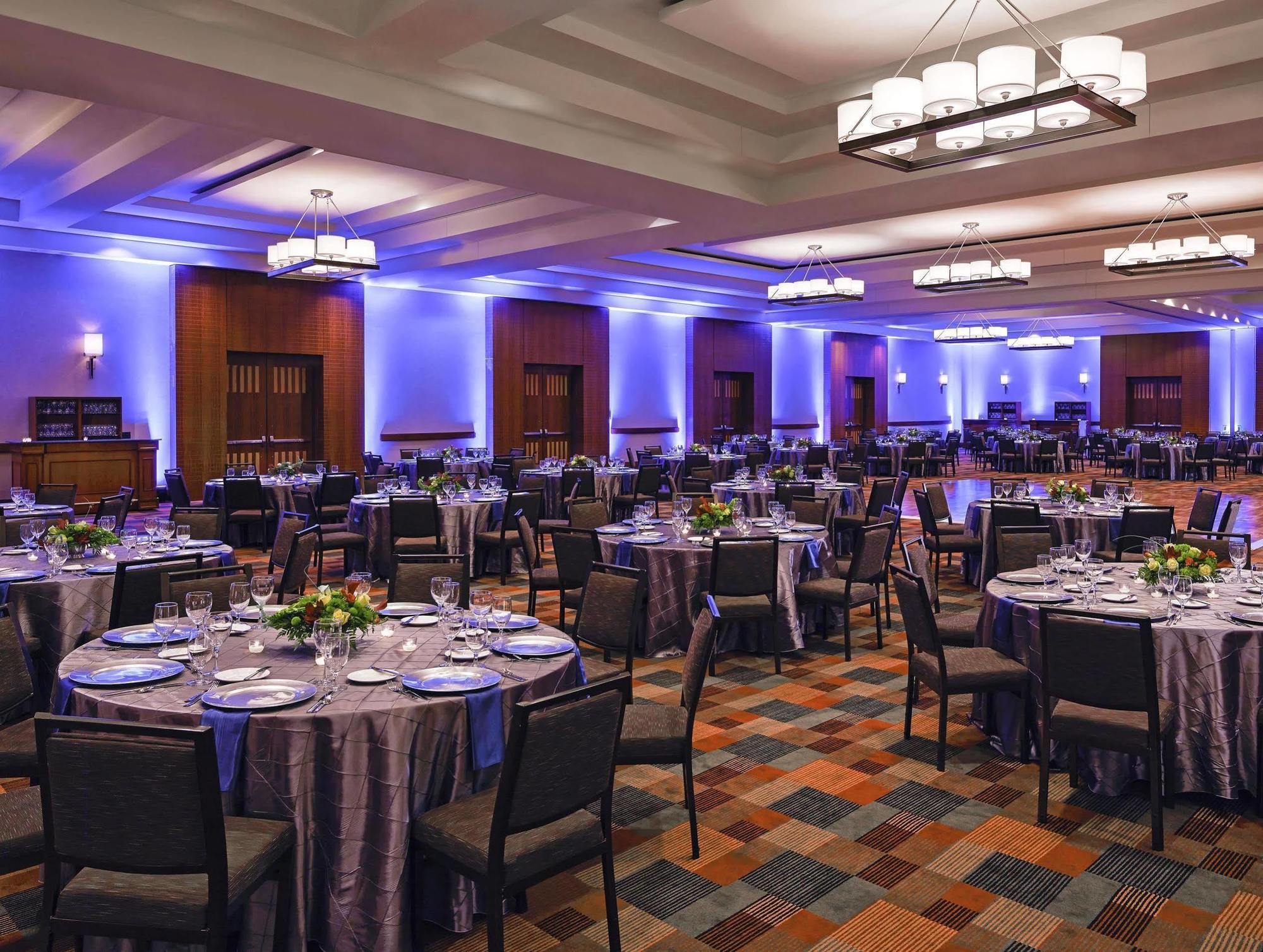 The Westin Virginia Town Center 4*