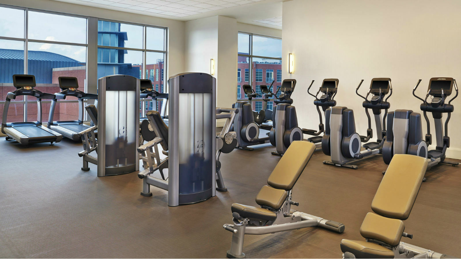 Hotel The Westin Virginia Town Center 4*
