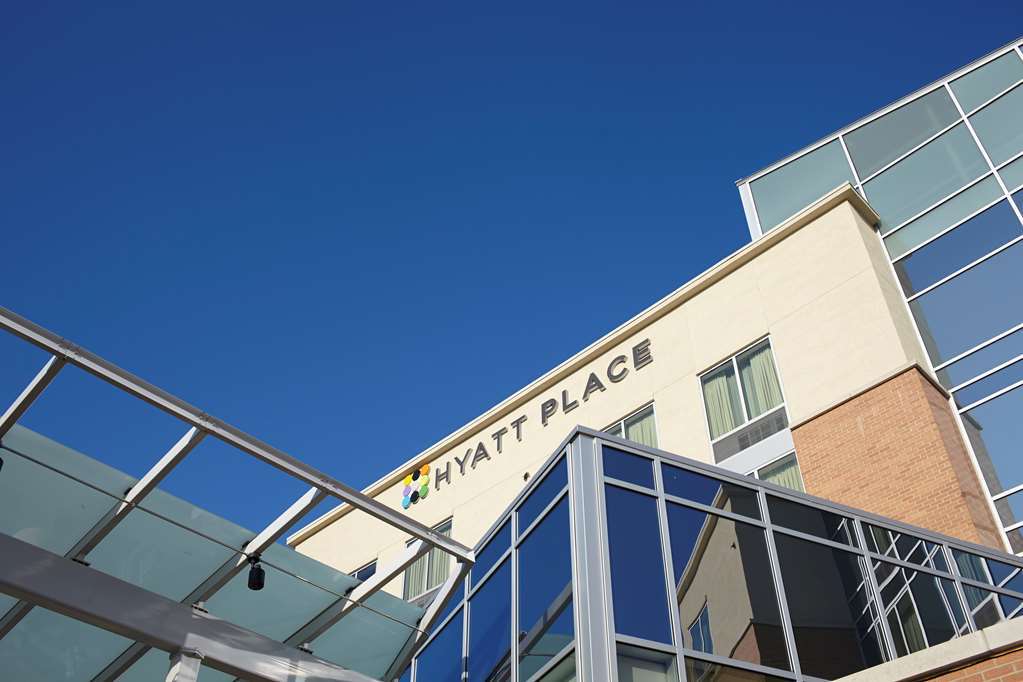 Hyatt Place Virginia Town Center Hotel 3*