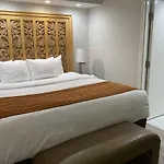 Coastal Hotel & Suites Virginia Beach - Oceanfront