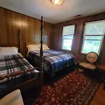 Virginia Vacation Duplex House 1