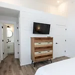 Ocean Lofts In The Vibe #8 - 5 Min Walk To Beach