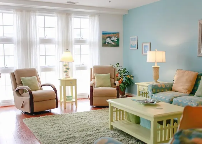 Sojourn Beach Haven Sleeps 7 With Pool Near Beach