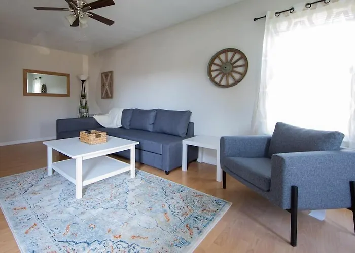 Sojourn 2 Bedroom Townhouse In Virginia Beach