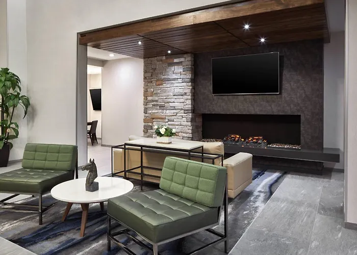 Fairfield Inn & Suites By Marriott Virginia Beach/Norfolk Airport