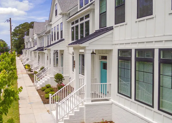 525 The Back Bay House