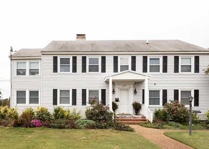 The Seashore Getaway House