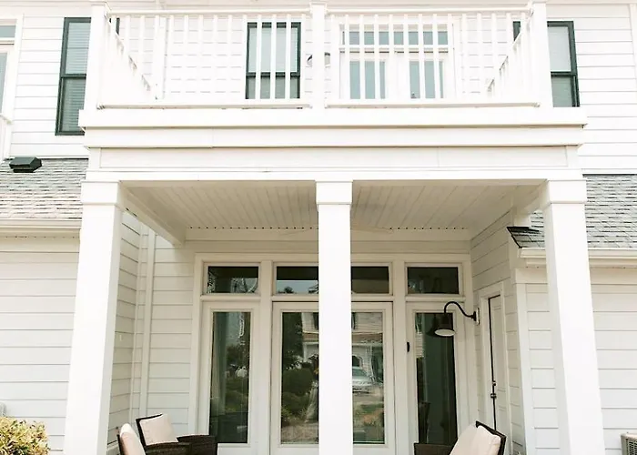 527 The Cape Henry House